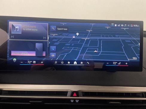 Used 2025 BMW iX xDrive50 w/ Premium Package image 21