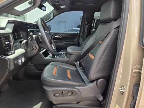 Used 2023 GMC Sierra 1500 AT4 w/ AT4 Premium Package image 15