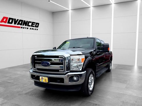 Used 2016 Ford F250 XLT w/ Camper Package AWD/4WD image 4
