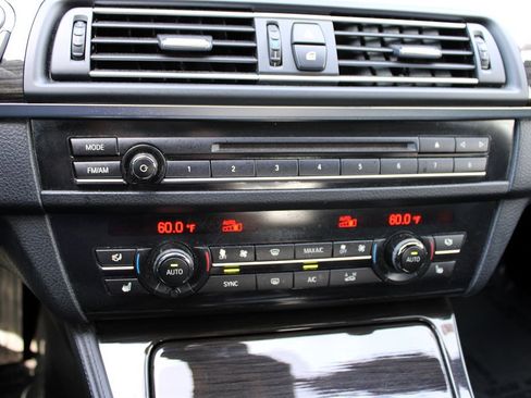 Used 2015 BMW 535d Sedan image 28