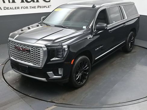 Certified 2023 GMC Yukon XL Denali AWD/4WD image 46