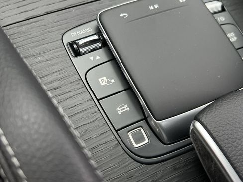 Used 2026 Mercedes-Benz GLE 350 4MATIC image 32