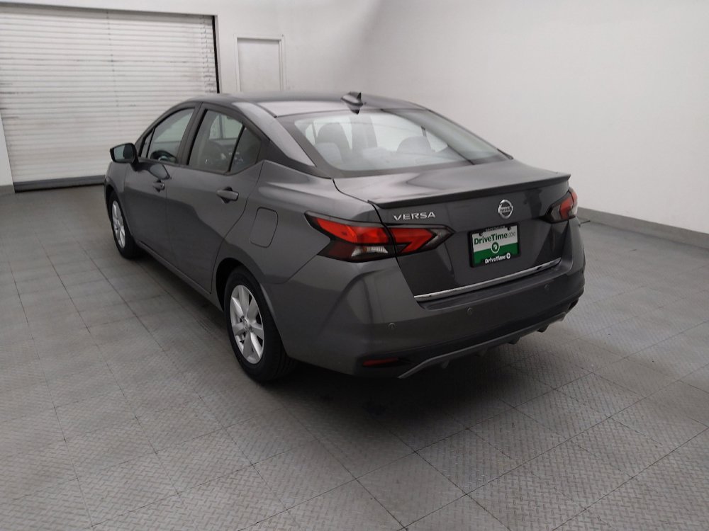 Used 2020 Nissan Versa SV FWD image 5