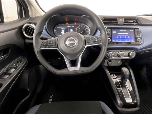 Used 2025 Nissan Versa SV w/ Trunk Package FWD image 6
