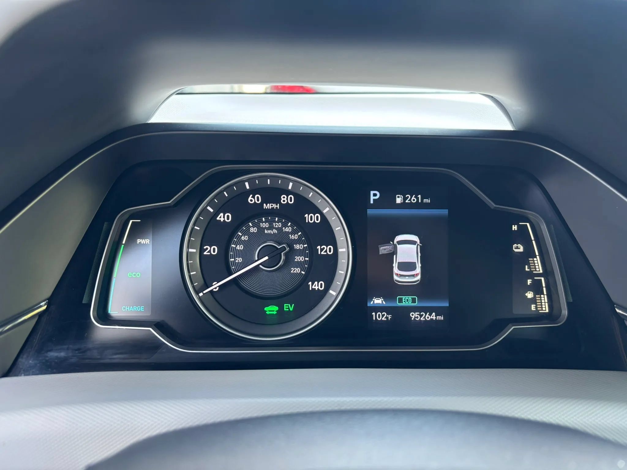 Used 2020 Hyundai Ioniq Blue FWD image 11