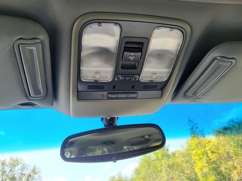 Used 2005 Acura MDX image 16