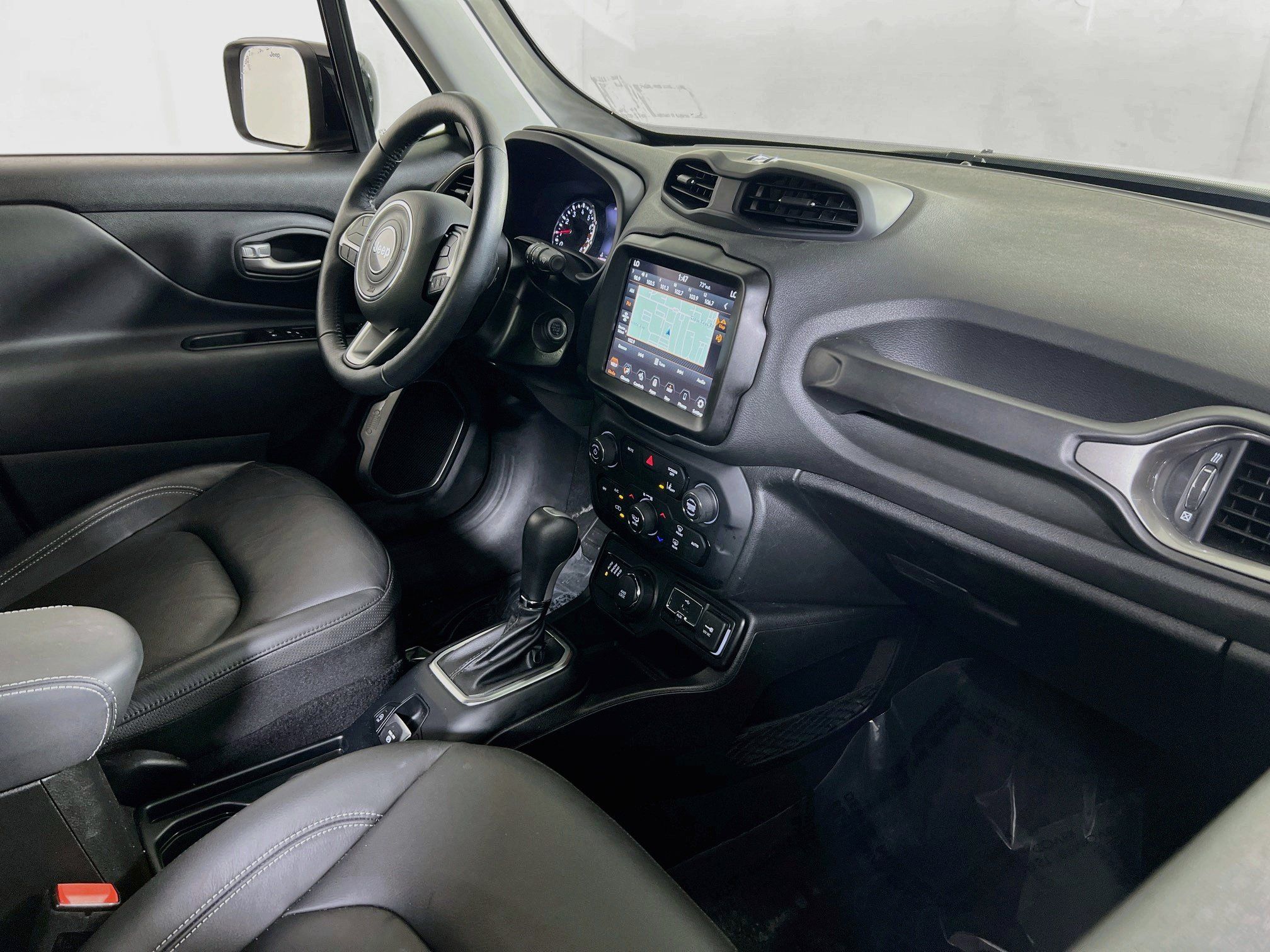 Used 2023 Jeep Renegade Limited AWD/4WD image 27