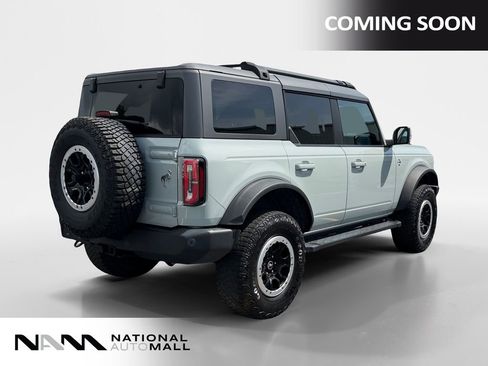 Used 2022 Ford Bronco Outer Banks w/ Sasquatch Package AWD/4WD image 5
