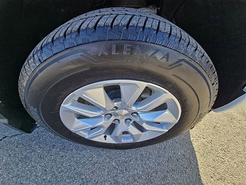 Used 2024 Chevrolet Silverado 1500 Custom image 43