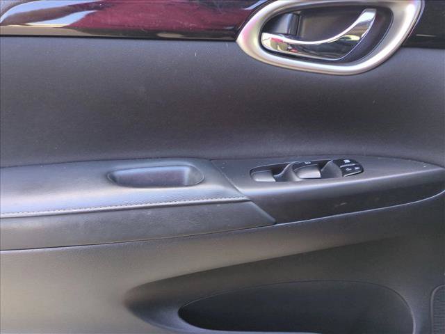 Used 2019 Nissan Sentra SV w/ Special Edition Package FWD image 11