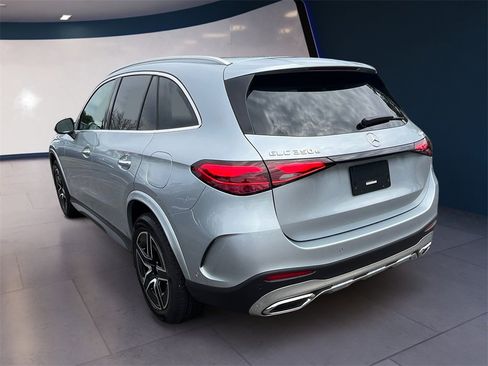 Certified 2025 Mercedes-Benz GLC 350e 4MATIC image 3