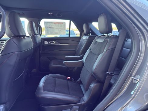 New 2026 Ford Explorer ST image 24