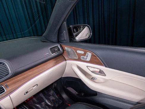 New 2026 Mercedes-Benz GLE 53 AMG 4MATIC image 26