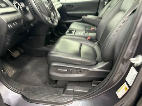 Used 2025 Honda Odyssey EX-L image 10