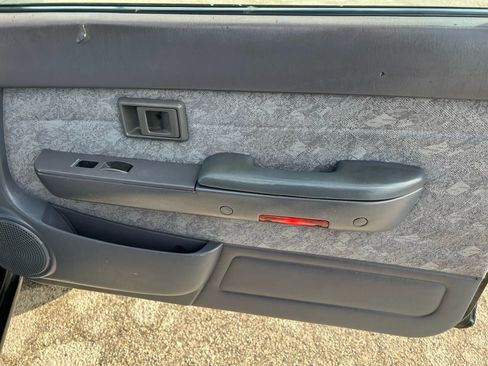 Used 2000 Toyota Tacoma PreRunner image 18