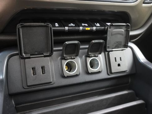 Used 2017 Chevrolet Silverado 2500 High Country w/ Duramax Plus Package AWD/4WD image 44