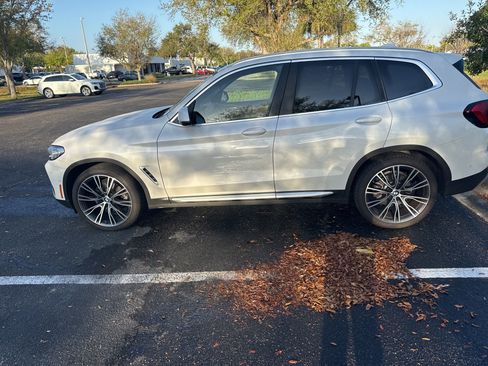 Used 2024 BMW X3 sDrive30i w/ Premium Package w/ZPA image 9