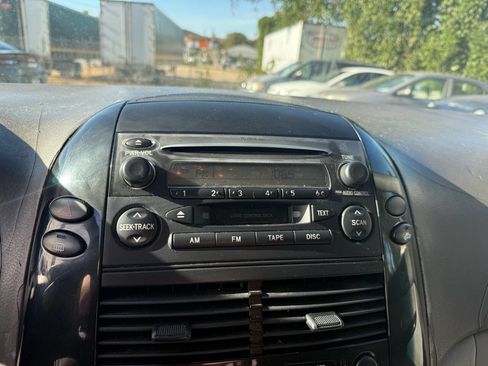 Used 2005 Toyota Sienna LE image 23