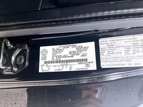 Used 2019 Ford F150 Lariat w/ Equipment Group 502A Luxury AWD/4WD image 36
