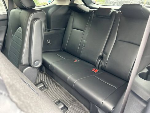 New 2026 Toyota Highlander XLE AWD/4WD image 28