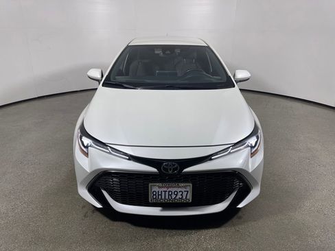 Used 2019 Toyota Corolla Hatchback image 8