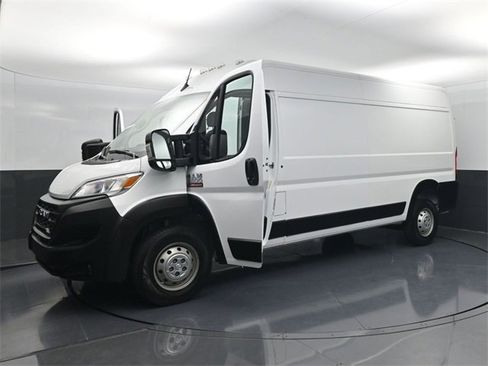 Used 2023 RAM ProMaster 2500 image 34