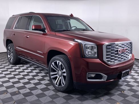Certified 2018 GMC Yukon Denali w/ Denali Ultimate Package image 22