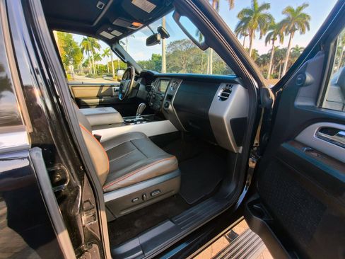 Used 2016 Ford Expedition King Ranch image 40