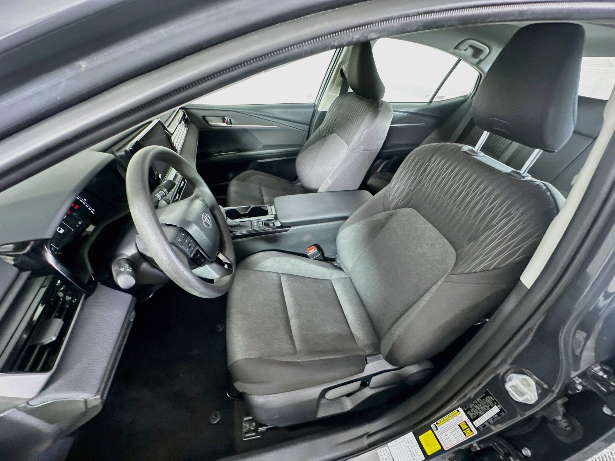 Used 2026 Toyota Camry LE FWD image 13