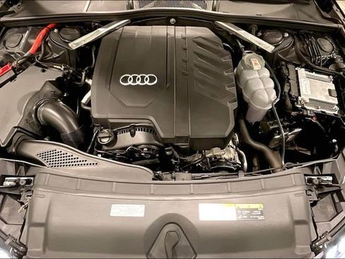 Used 2023 Audi A4 2.0T Premium w/ Convenience Package image 10