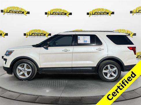 Used 2018 Ford Explorer XLT w/ Equipment Group 202A image 2