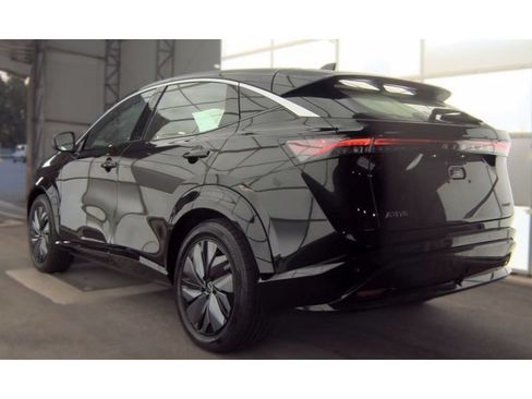 Used 2023 Nissan Ariya FWD image 4