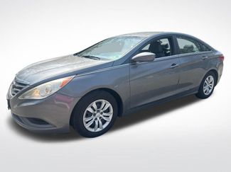 Used 2011 Hyundai Sonata GLS video 2