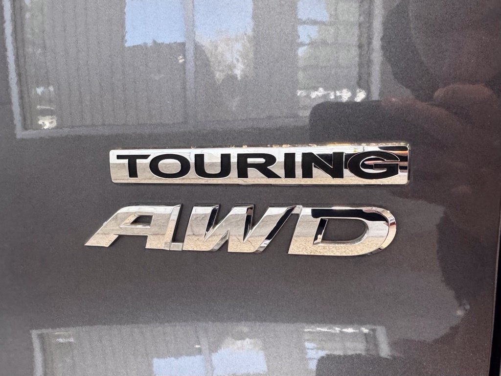 Used 2022 Honda Pilot Touring image 7