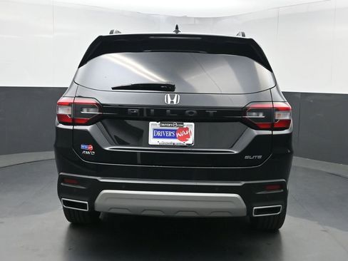 Used 2024 Honda Pilot Elite image 44