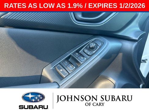 Used 2025 Subaru Crosstrek 2.0i Premium image 18