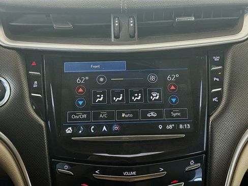 Used 2018 Cadillac XTS Luxury image 23