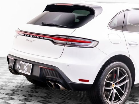 Used 2023 Porsche Macan S AWD/4WD image 35