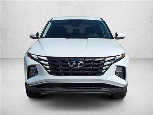 Used 2022 Hyundai Tucson SE FWD image 2