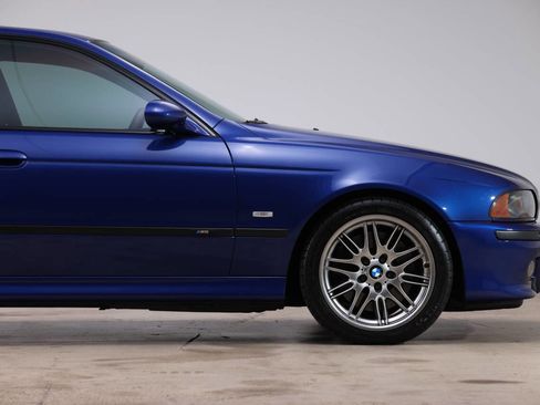 Used 2002 BMW M5 image 28