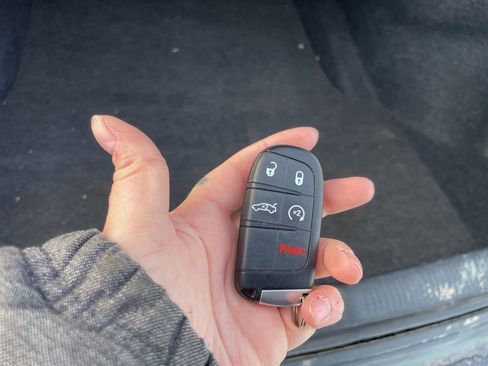 Used 2019 Dodge Charger SXT w/ Plus Group image 20