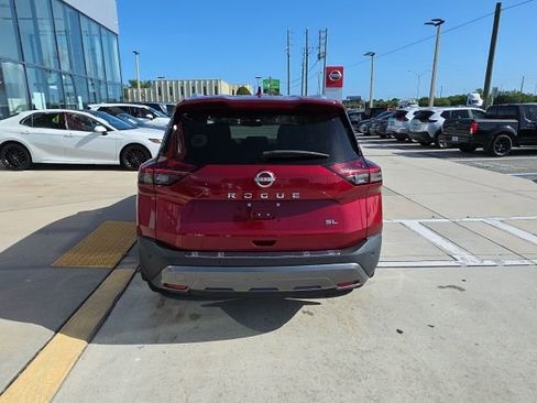 Used 2023 Nissan Rogue SL w/ SL Premium Package FWD image 5