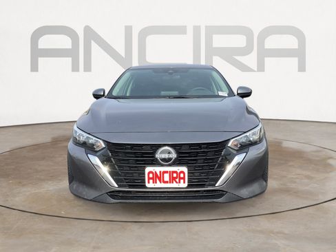 Used 2025 Nissan Sentra SV FWD image 8