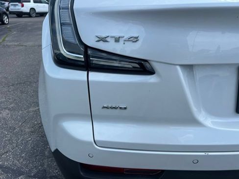Used 2023 Cadillac XT4 Sport w/ Cold Weather Package AWD/4WD image 8