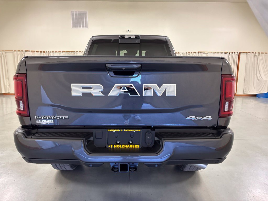 New 2027 RAM 2500 Laramie AWD/4WD image 7