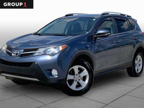 Used 2014 Toyota RAV4 XLE FWD image 1