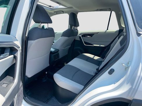 Used 2025 Toyota RAV4 XLE w/ Convenience Package AWD/4WD image 26