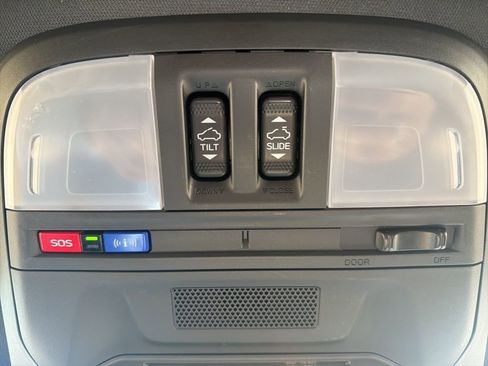 Used 2024 Subaru Crosstrek 2.5i Sport image 38