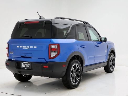 Used 2025 Ford Bronco Sport Outer Banks w/ Outer Banks Tech Package+ image 9