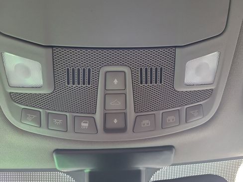 Used 2016 Ford F150 Lariat w/ Equipment Group 502A Luxury image 23